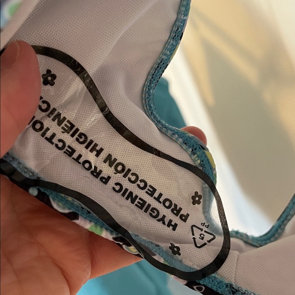 Blue Ruffled Tankini Top and Patterned High-Waist Bottoms - Picture 5 of 5